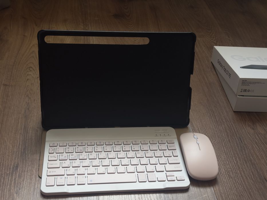 Planshet sotiladi - Samsung Galaxy Tab S7 fe