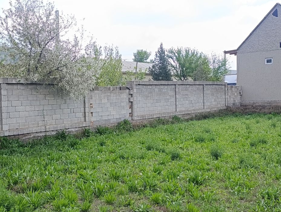 Yer ucastkasi qurish uchun tayyor