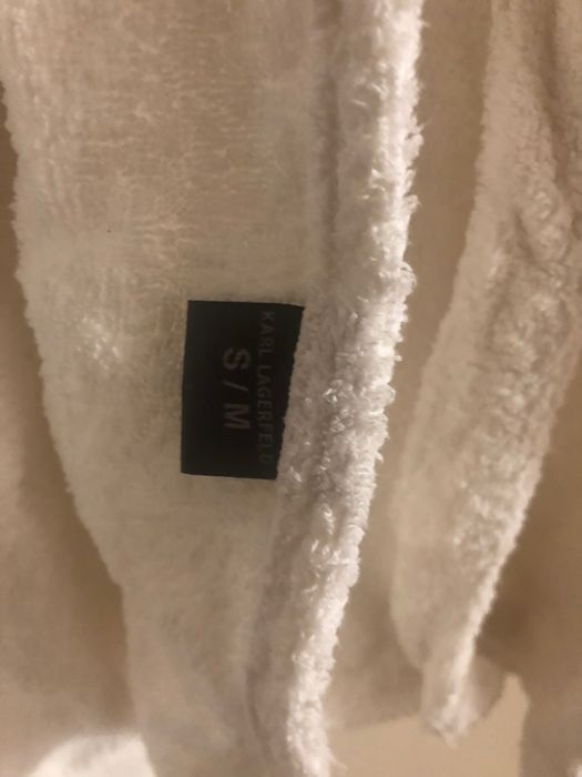 Удобен халат за  баня.