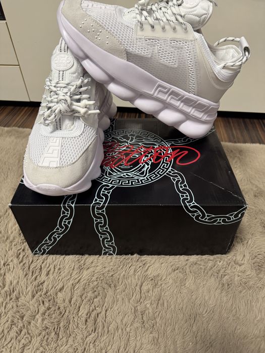 Versace Chain Reaction