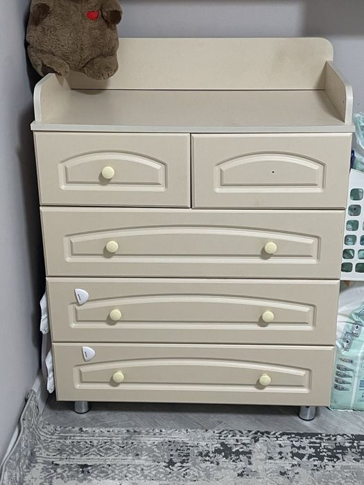 Продам комод с пеленальным столом