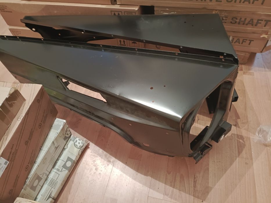 крыло крилья Мерседес w463 Гелендваген