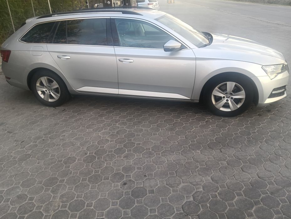 SKODA Superb 2020 — imagine 4