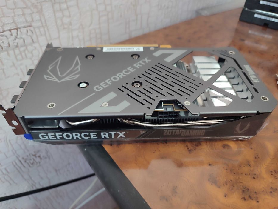 Видеокарта geforce rtx 5060 twin edge 8gb