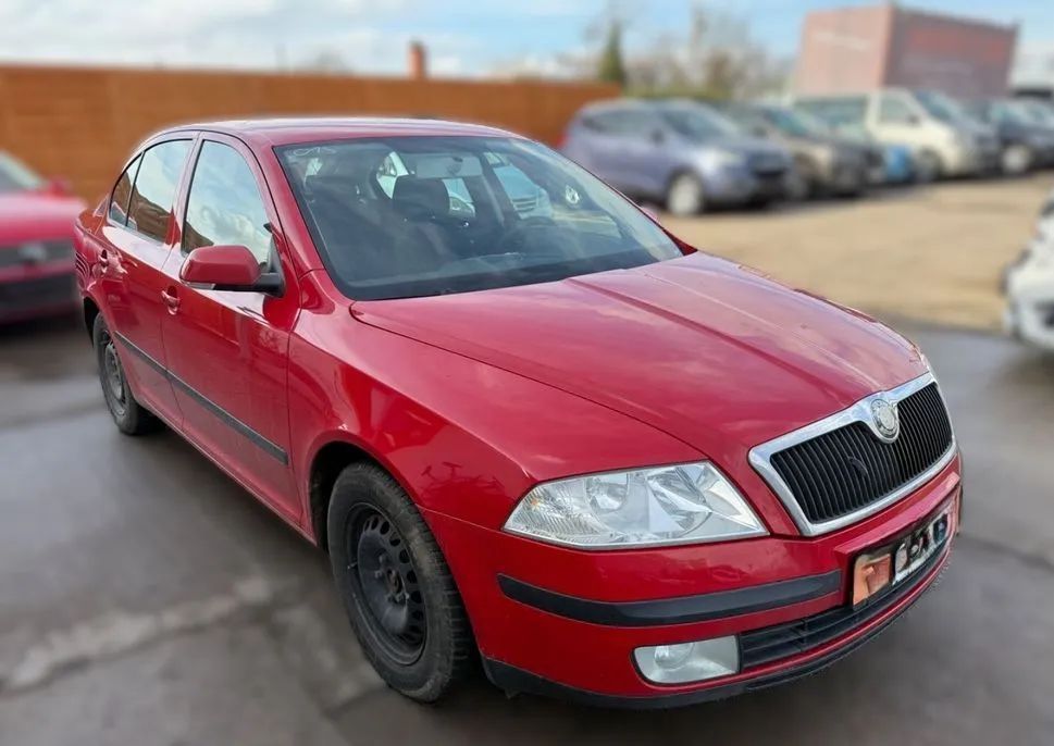 Dezmembrari / Dezmembrez SKODA OCTAVIA 2