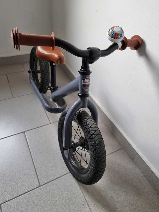 Колело за баланс Trybike