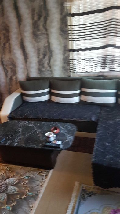 Продава се Къща с Голям потенциял Дом и крайпътен Бизнес!