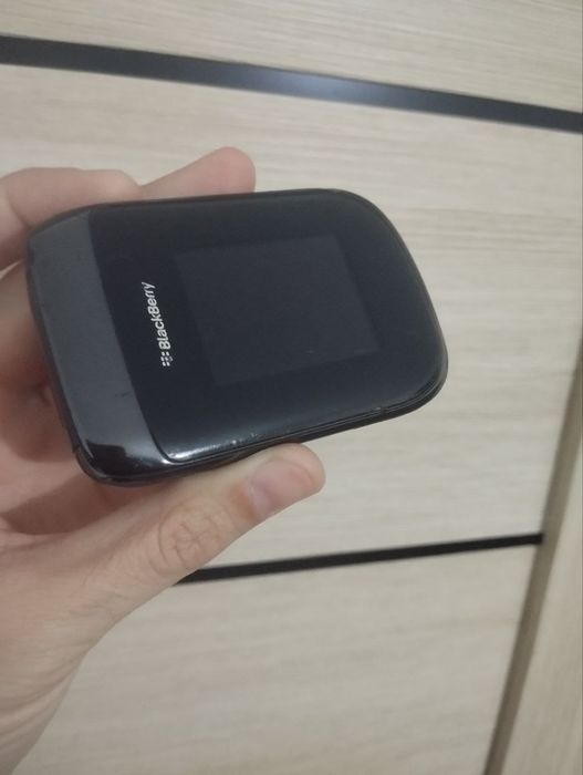 BlackBerry 9670 Original.