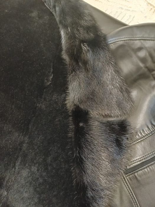 Продам мужскую дубленку