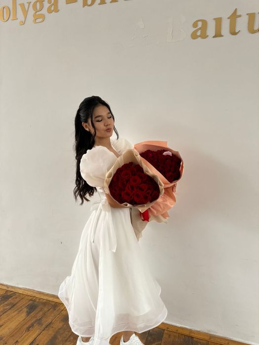 Продам выпускное белое платье