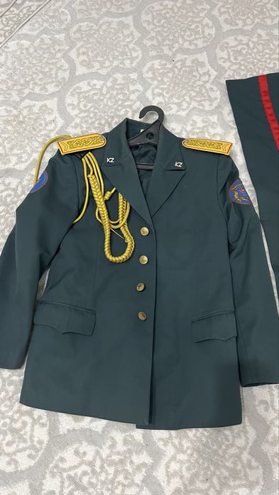 Продам форму кадетскую