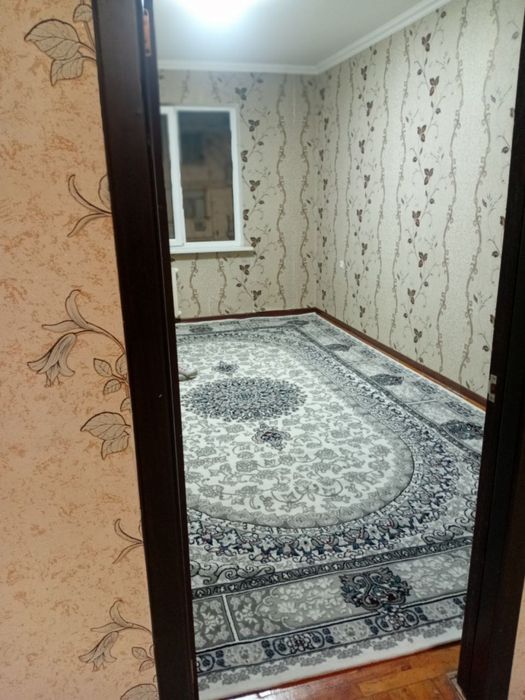 Чиланзар 21.  СРОЧНО АРЕНДА .  оилага.  3 хоналик