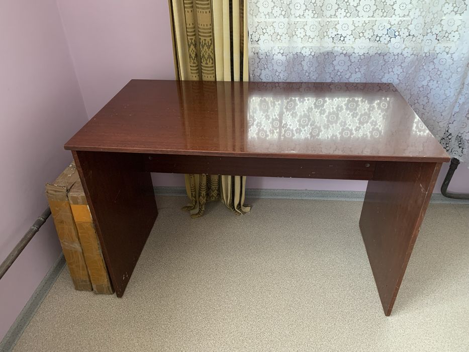 стол   писменный