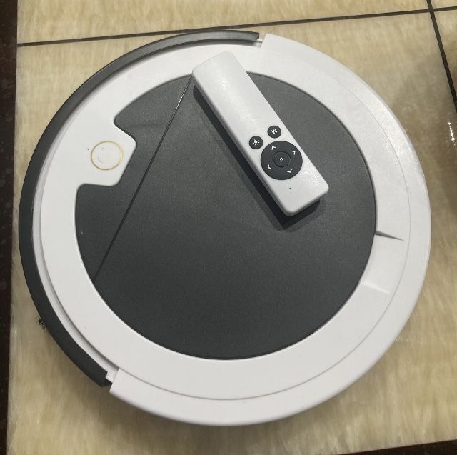 Продам робот пылесос