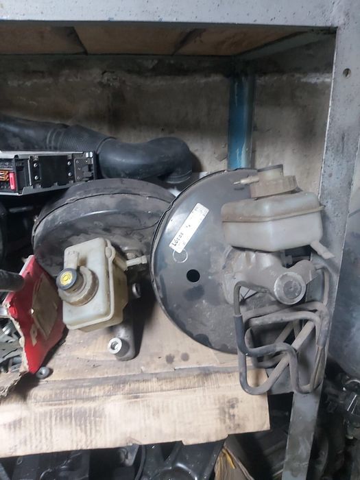 Вакуумные усилители тормозов с гтц BMW  е39.38