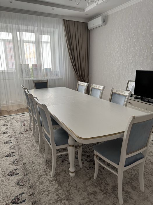 Продаю новый стол