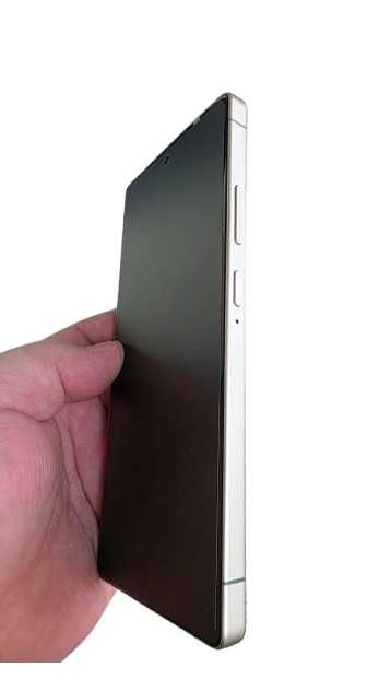 Нов смартфон: model 2026 - 25S, Ultra 5G, 7.5 inch HD display, 2 SIM Cards, SD slot max = 128GB, Android 15, вградена фунция запис телефонни разговори
