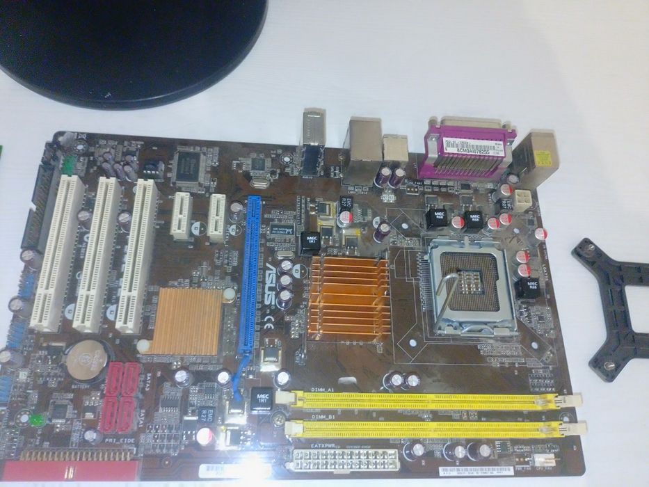 Комплектующие продам