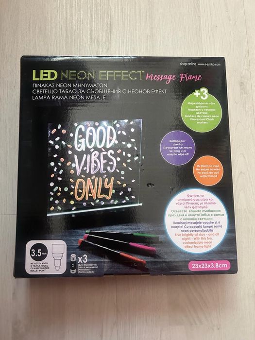 Led neon effect frame