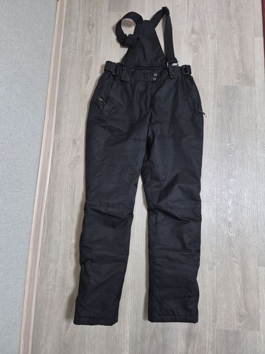 Продам верхнюю одежду