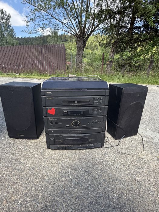Combină audio Sharp cu pick-up, CD și casete + boxe originale
