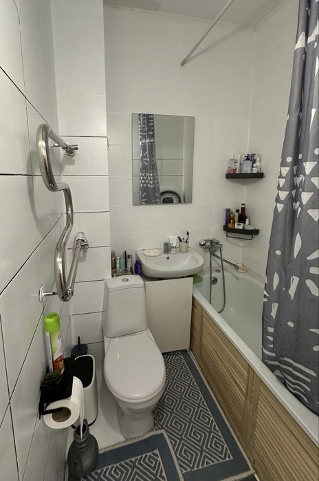 Сдам квартиру на долги срок