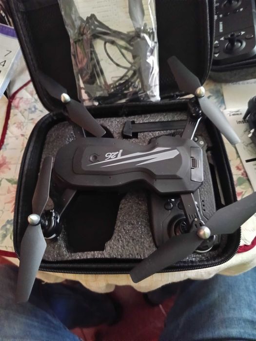 дрон, квадракоптер