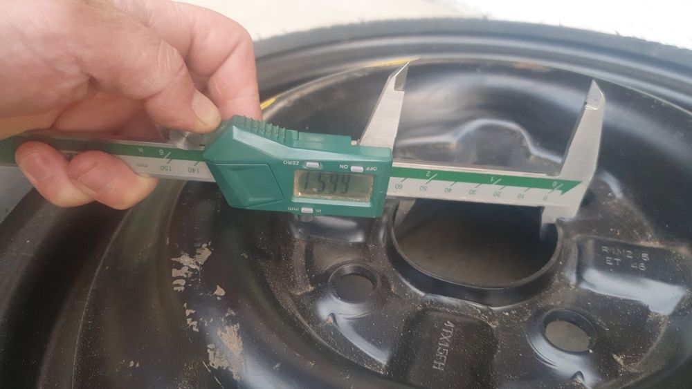 Vând roata de rezerva slim ET46