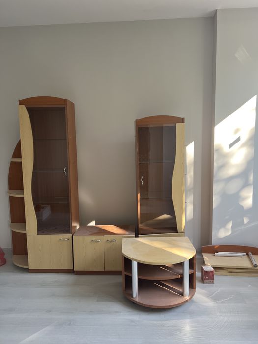 Холна Секция на части