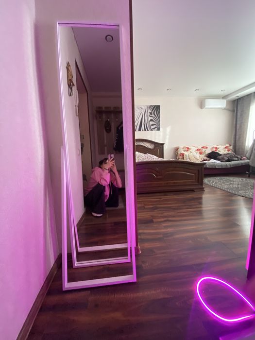 Зеркало напольное, новое