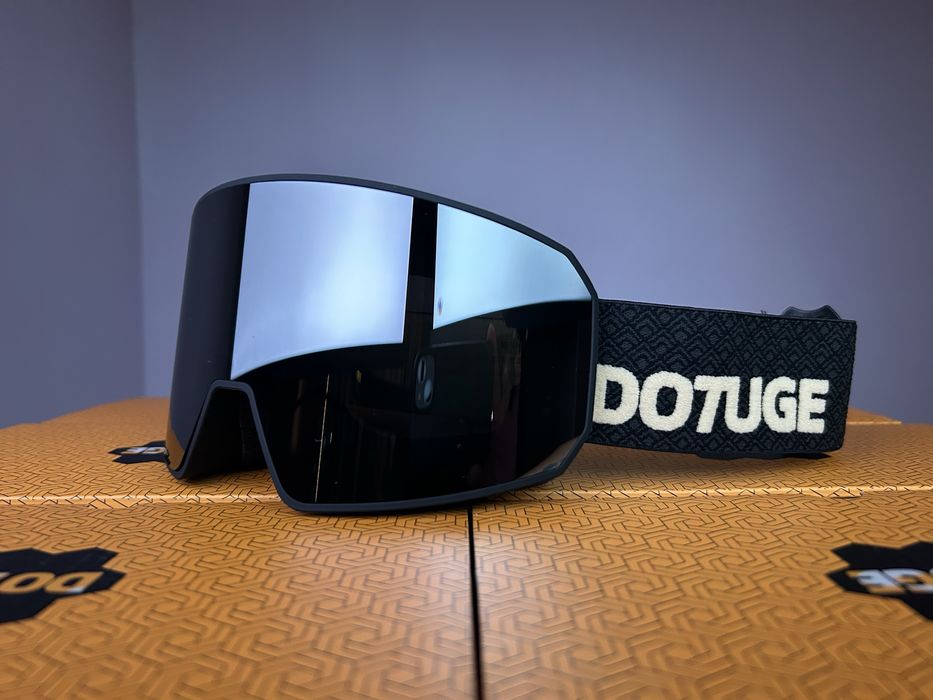 Горнолыжные очки DOTUDE