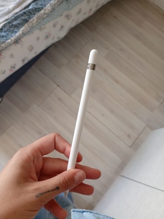 Продам стилу Apple