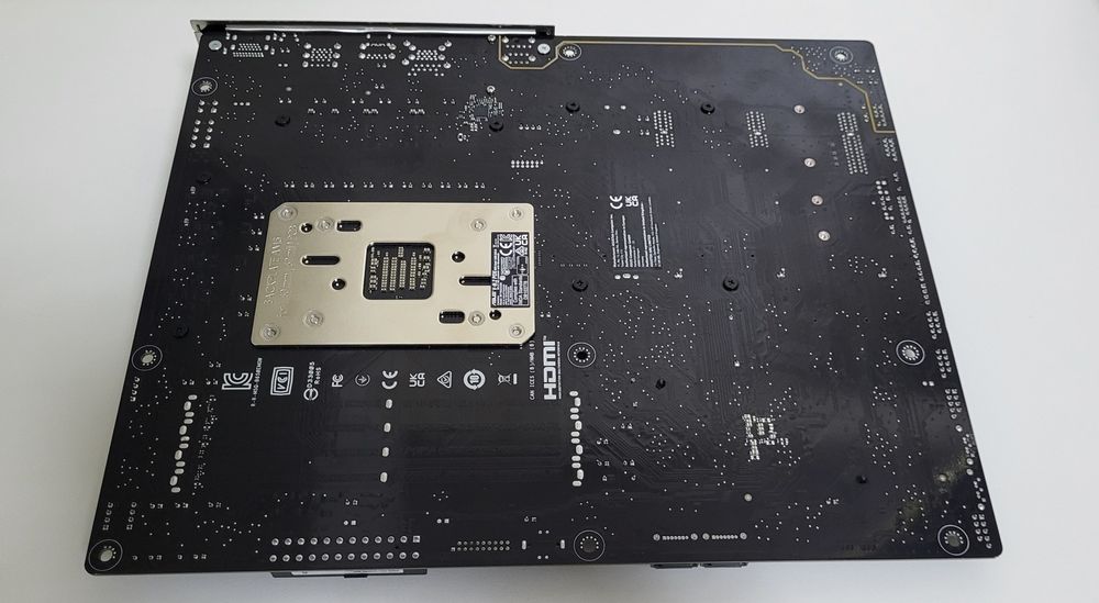 ASUS B650E max gaming wifi noua