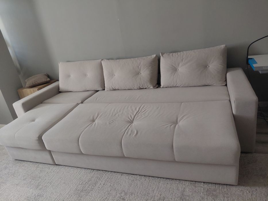Срочно продам диван