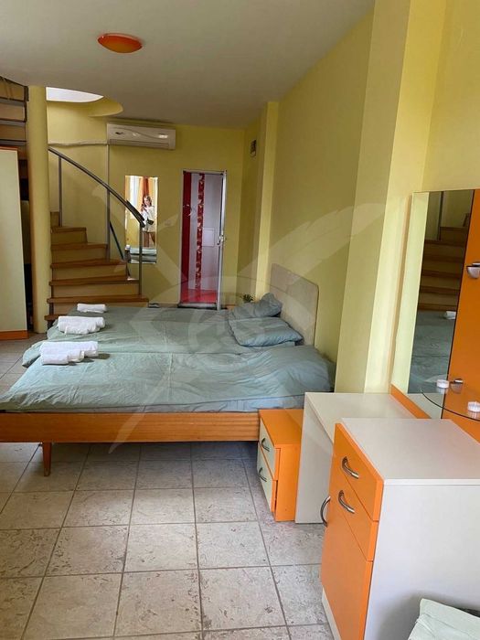 Продава се Двустаен апартамент в Варна, Чайка - 57 кв.м за 1141 €/кв.м - Снимка #4