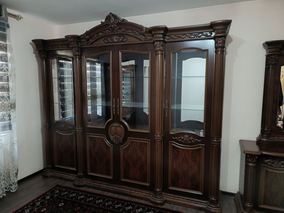 Продается гостивой мебель