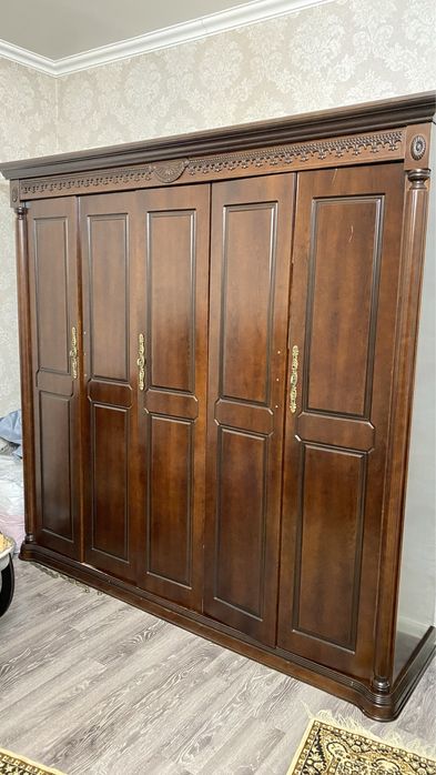 Спальный гарнитур