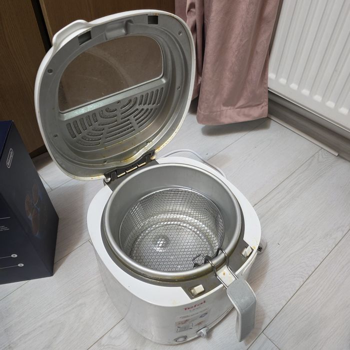 Friteuza TEFAL Uno FF203130, 1kg, 1.8l, 1600W, 150-190 grade