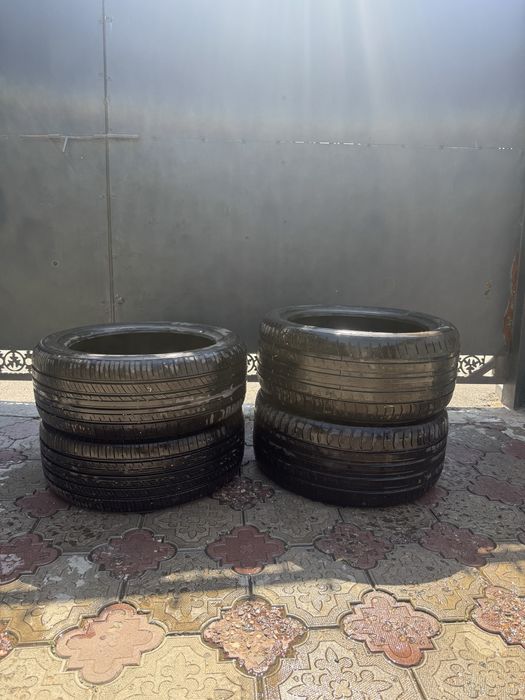 Резина r19 245/45,275/40