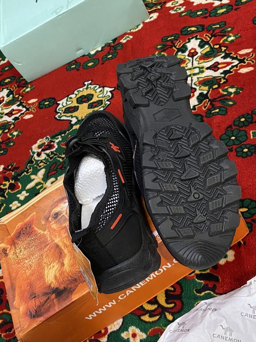 Кроссовки летние разм 40, 43.