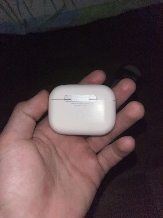 Айрподс про продаеться
