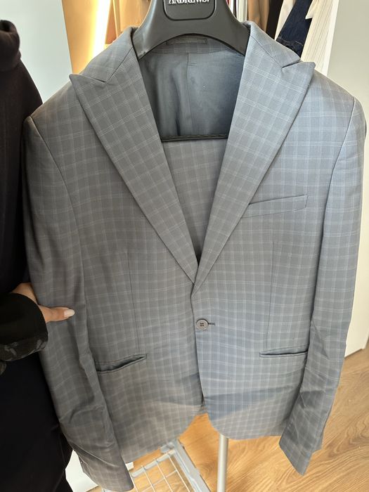 Мъжки костюми Andrews,Moni