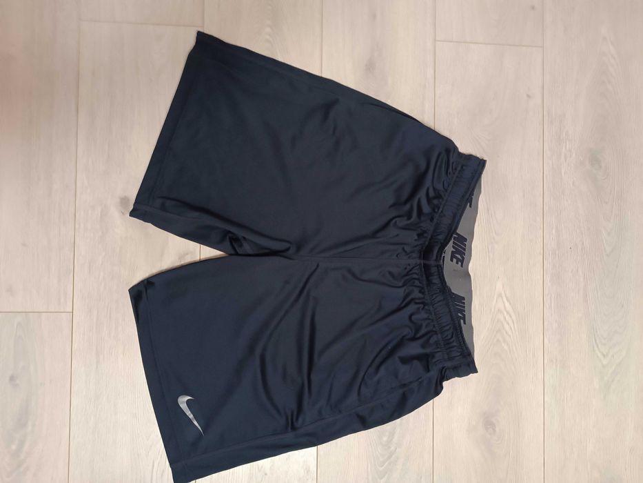 Мъжки дрехи NIKE