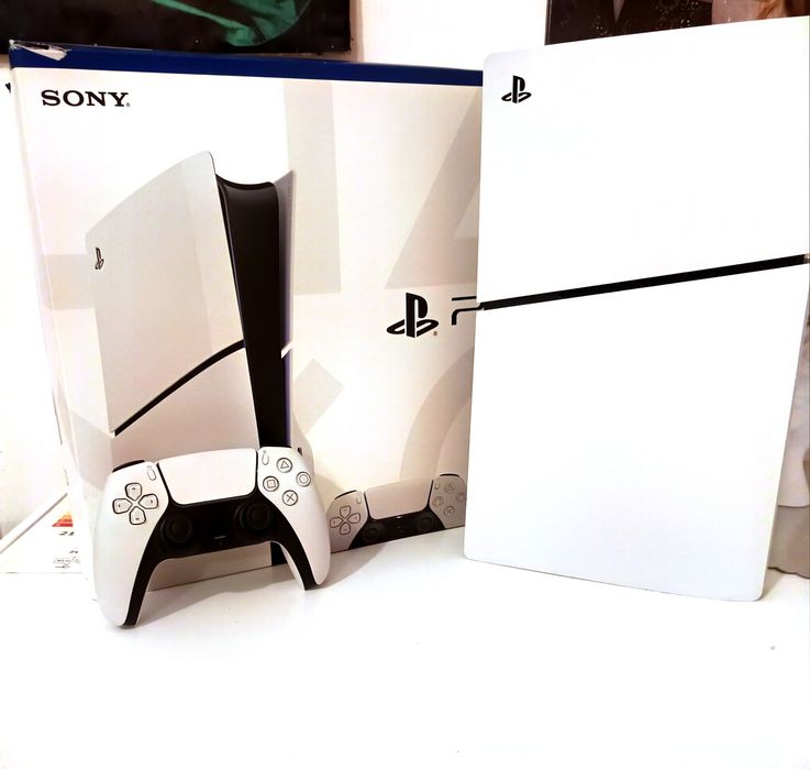 Ps5/PlayStation 5 Slim Disc 4K/8K/120 FPS 1 TB SSD cu +20 jocuri FC 25,FarCry6,NFS.. + 1 Controller Wirelles Original Sony