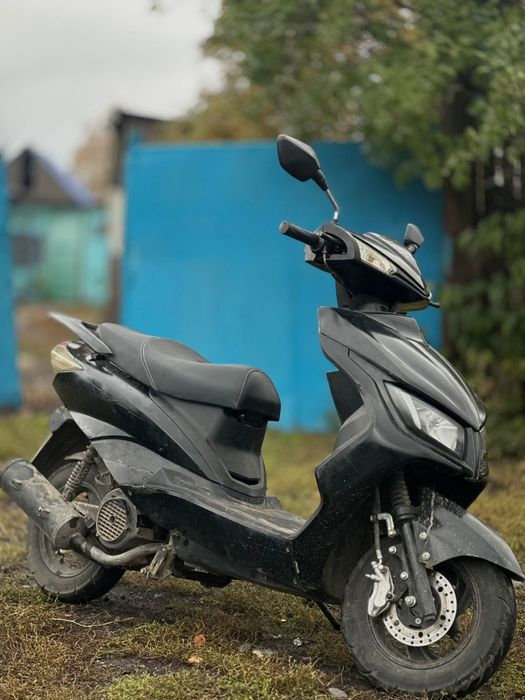 Мопед м8  продам  срочно