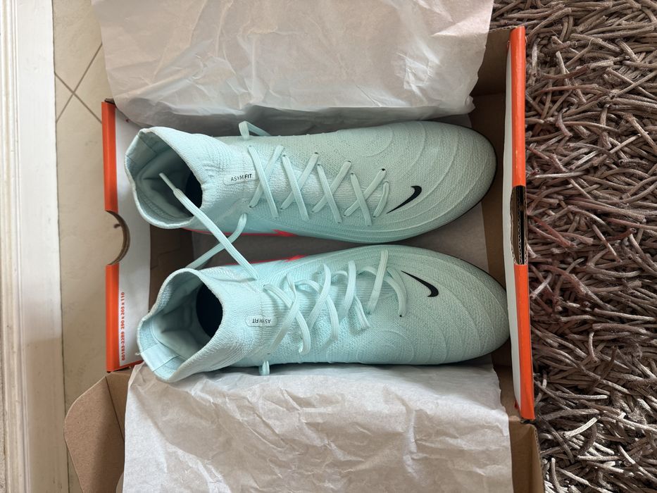 Оригинални калеври Nike като чисто нови