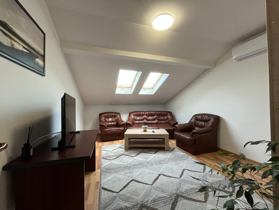 Închiriez Apartament în Bună Ziua cu loc de parcare!