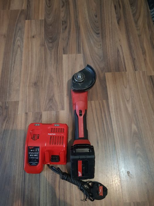 Flex Milwaukee M18 FSAGV115XPDB cu variator de turatie