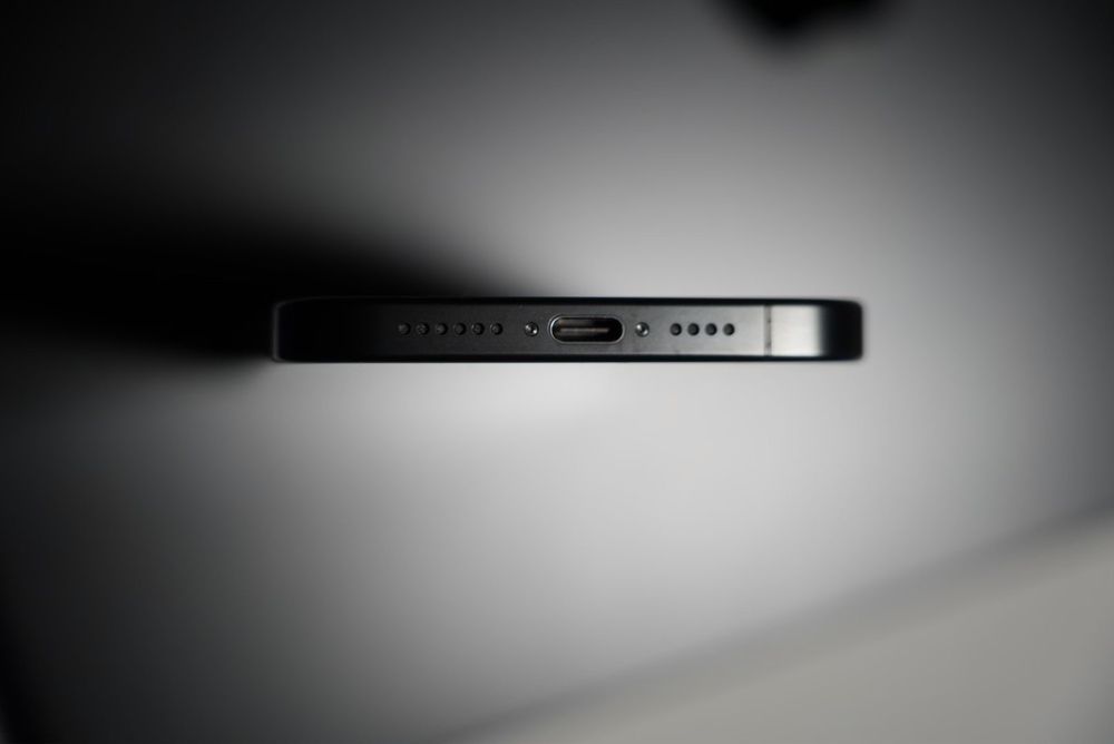 iPhone 15 Pro Max black