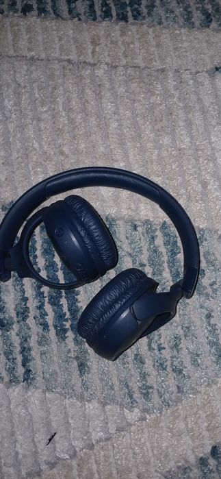 Наушники JBL 520BT